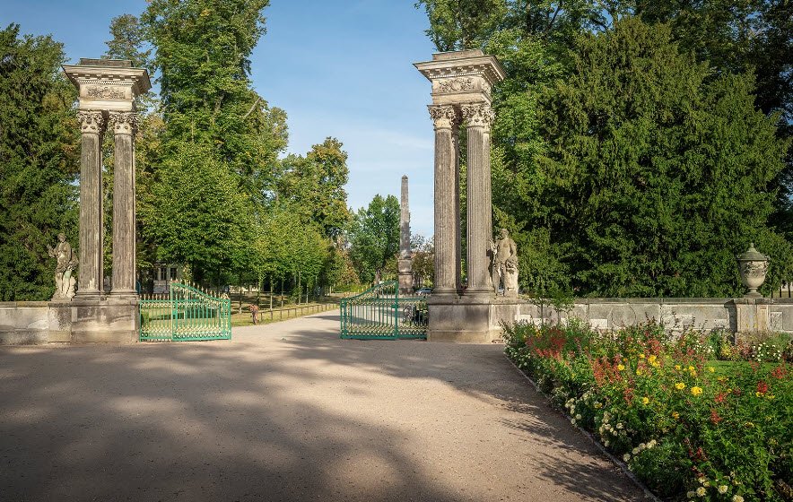 Warmsdorfer Park / Georgskapelle, Güsten, Germany, Germany